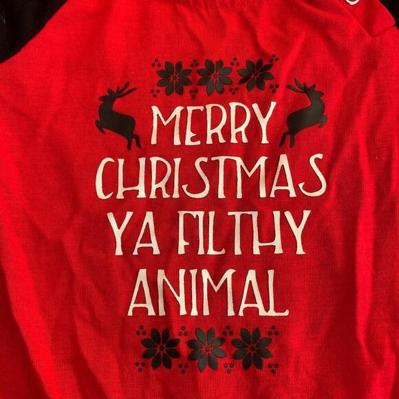 PATPAT Boy’s “Merry Christmas Ya Filthy Animal” Red/Black One Piece/Size: 3-6 Mo - Picture 4 of 6